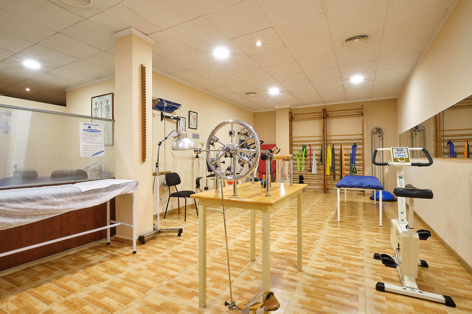 Clínica La Seo. Gimnasio Rehabilitación